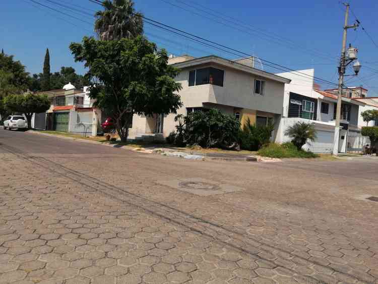 casa en venta segunda norte guadalupe jardin zapopan jalisco pUKNfHP